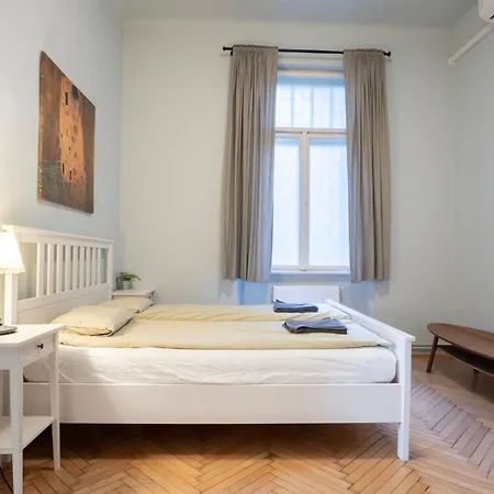 Super Comfort Apartment With 3 Rooms Next To Opera Budapešť Exteriér fotografie